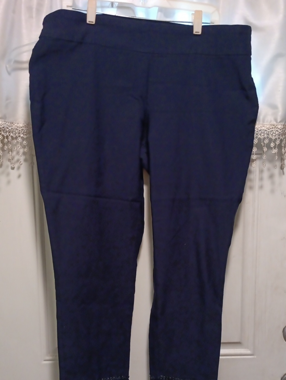 crown & ivy Navy Cropped Ponte Ankle Pants